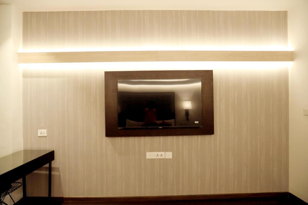 Hotel Deccan Serai Grande, Gachibowli, Hyderabad Eksteriør billede