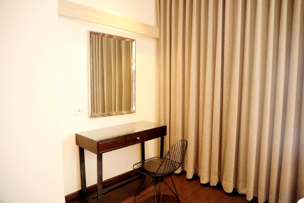 Hotel Deccan Serai Grande, Gachibowli, Hyderabad Eksteriør billede